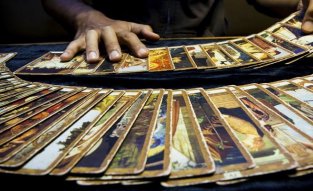 TAROT: O QUE , COMO FUNCIONA, DO QUE SE TRATA